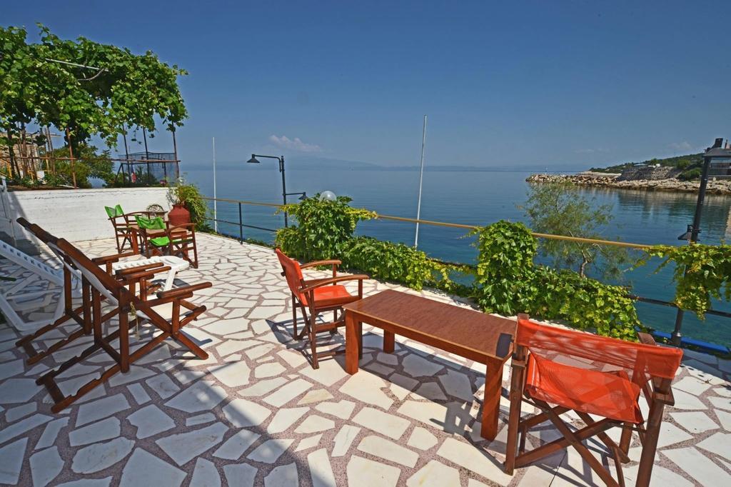 Apartment To Pithari
