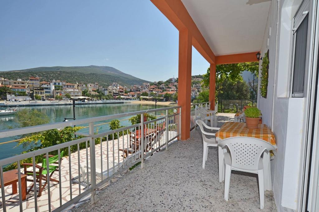 Apartment To Pithari *